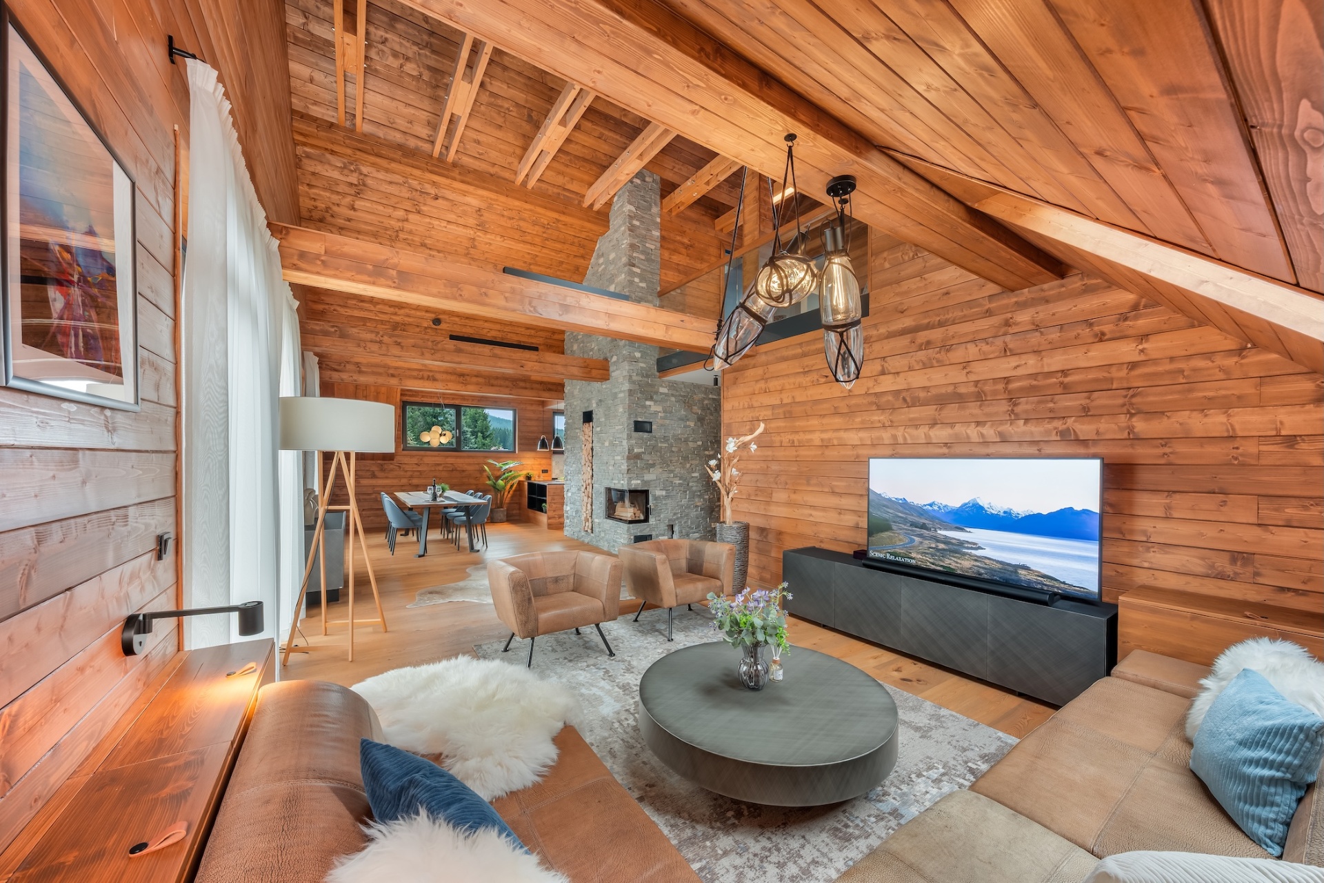 Chalet Lyžník living room with fireplace